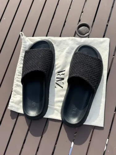 Chinelo Zara Preto