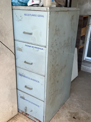 Armário de aço escritório
