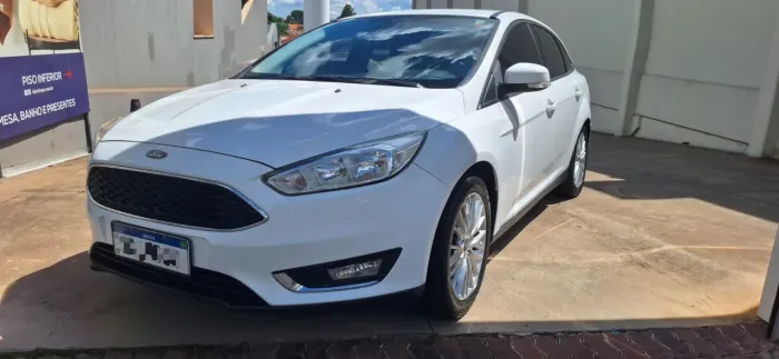 Ford Focus Fastback Se/se Plus 2.0 Flex Aut. 2016