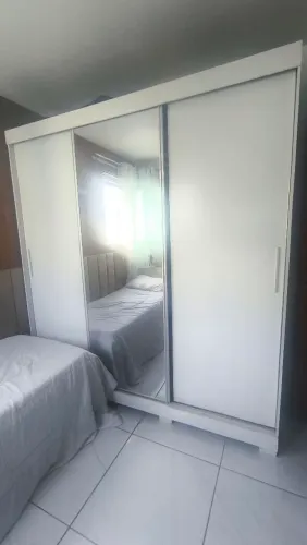 Guarda roupa casal usado