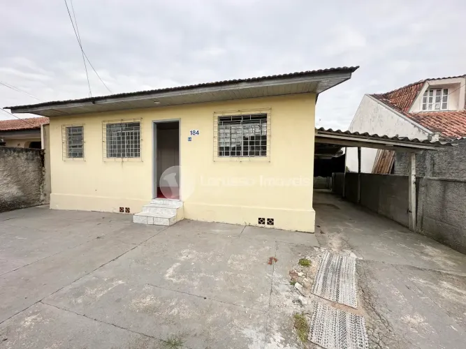 Imóvel para aluguel possui 50 metros quadrados com 2 quartos em Cajuru - Curitiba - PR