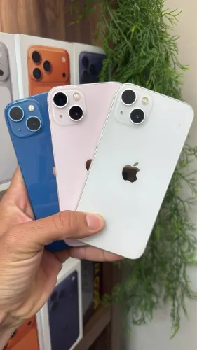 iPhone 13 256