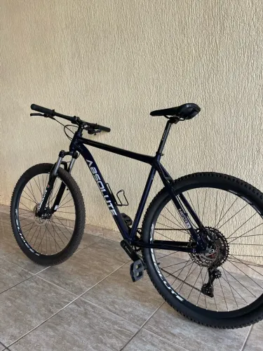 Bicicleta absolute aro 29