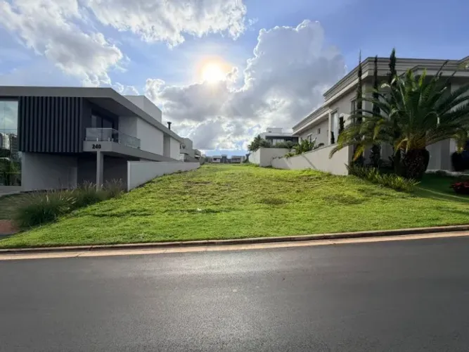 Venda - Lote / Terreno em Condomínio Fechado - Alphaville 2 - 460M²