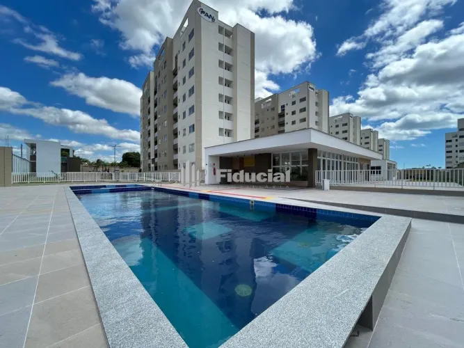 Apartamento térreo com garden, 49,59m², primeira locação, com varanda, sala de estar e jan
