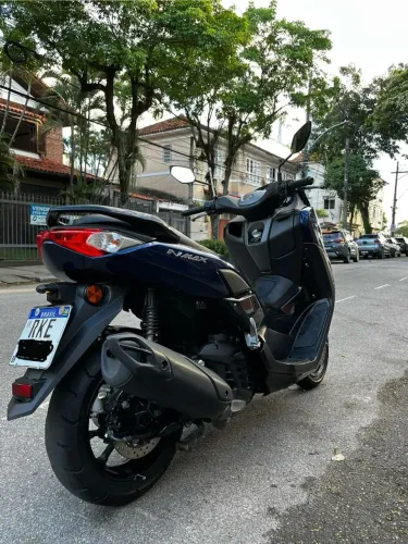 Vendo ou troco por XMax e dou a diferença 