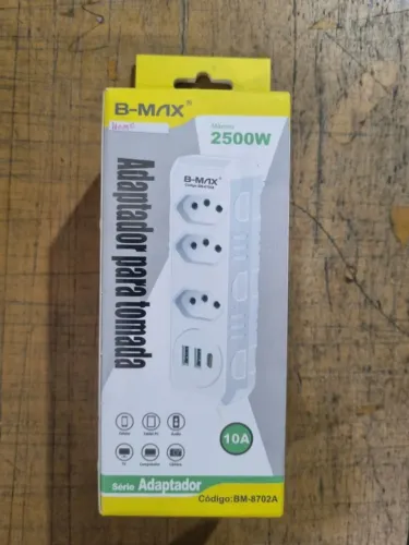 Benjamin Triplo Adaptador de Tomada com 3 Saídas, 2 USB e 1 Tipo C