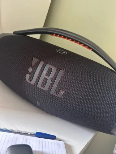 JBL boombox 3 