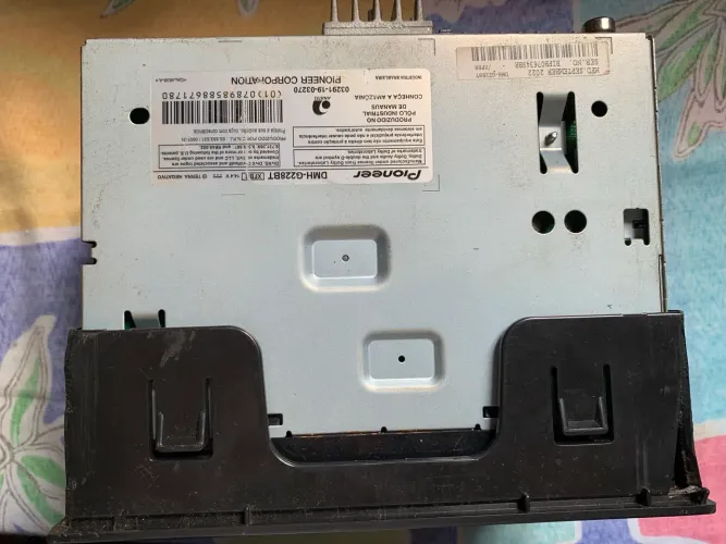 Multimídia automotivo 