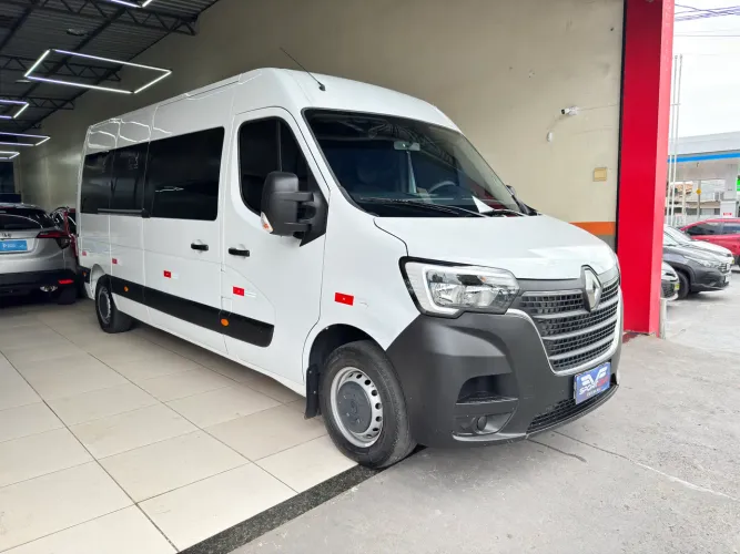 Renault Master 2.3 DCI Executive Longo 16L Dies 2025