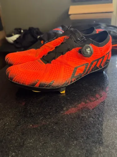 Sapatilha De Ciclismo Dmt Kr1 Carbon Speed Laranja - Tam 42 Br