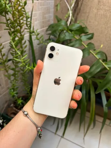 iPhone 11 64 GB