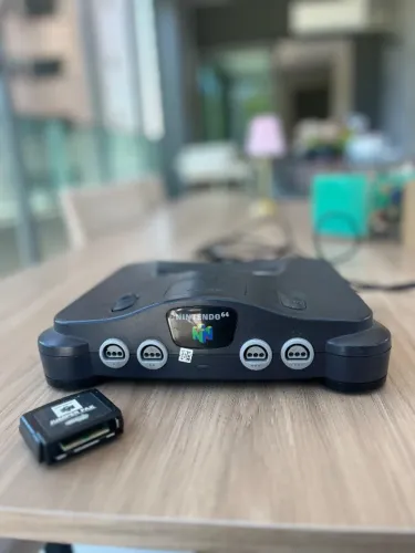 Nintendo 64 original na caixa