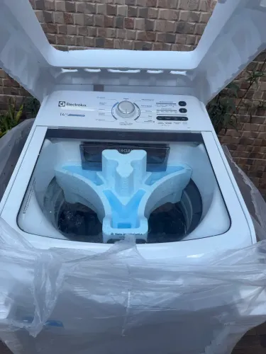 Máquina de lavar nova Electrolux 14 quilos