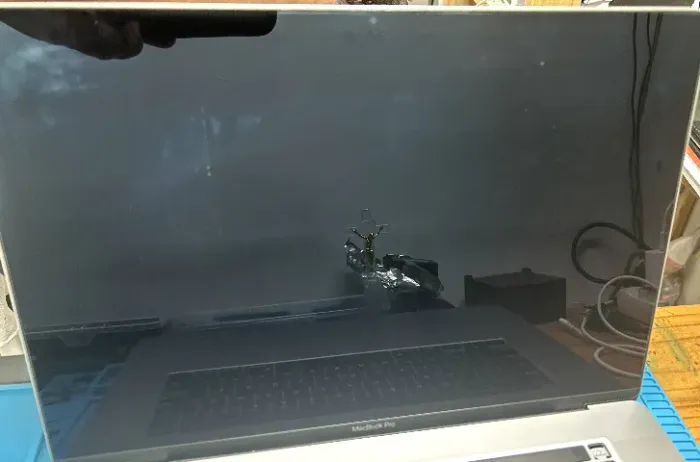Tela macbook pro A2141