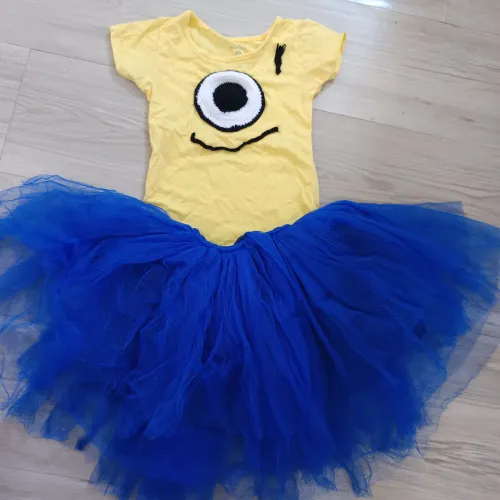 fantasia minions marisol amarela e azul