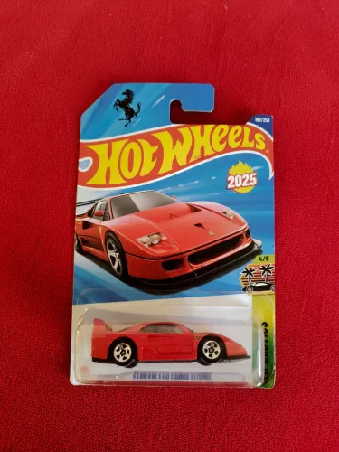 Ferrari F40 e Jaguar Hotwheels