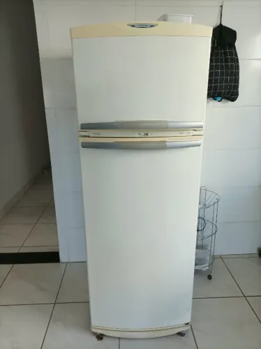 Geladeira Brastemp FrostFree 340