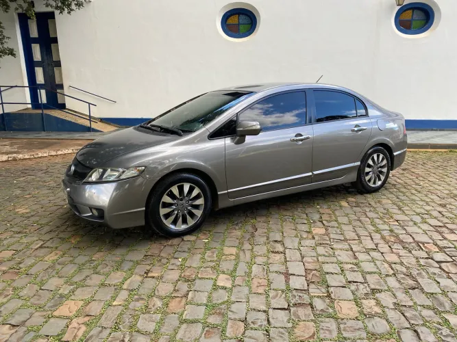 Honda Civic Sed. Lxl/ LXL SE 1.8 Flex 16V Aut. 2011