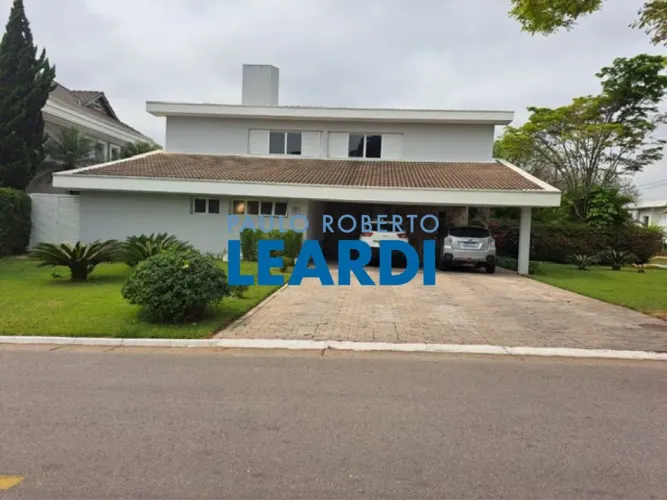 CASA EM CONDOMÍNIO - ALPHAVILLE - SP