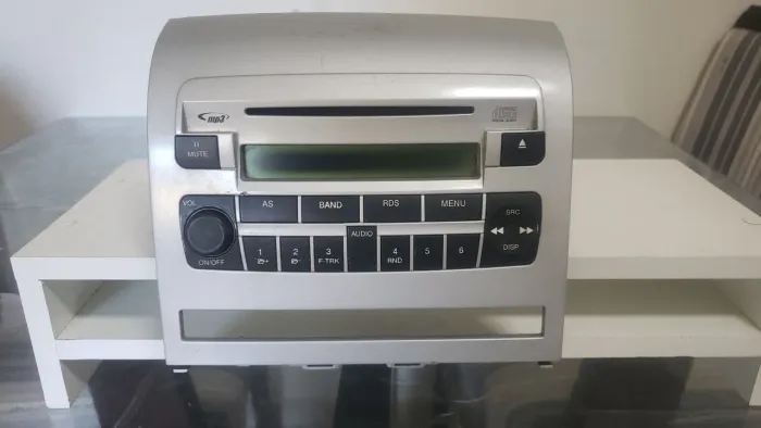 Radio Automotivo Original para carro modelo Siena 2010