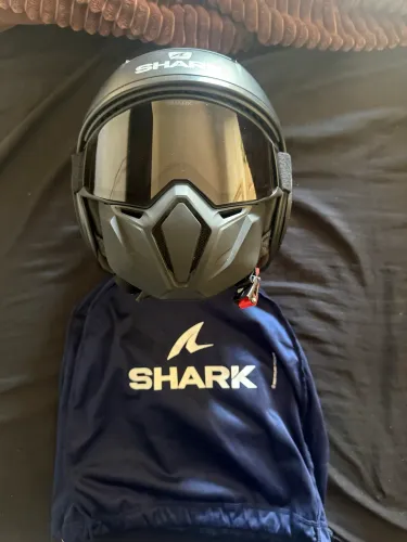 Capacete shark street dark 