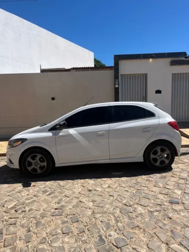 Chevrolet Onix Hatch Effect 1.4 8V Flex Mec. 4P 2018