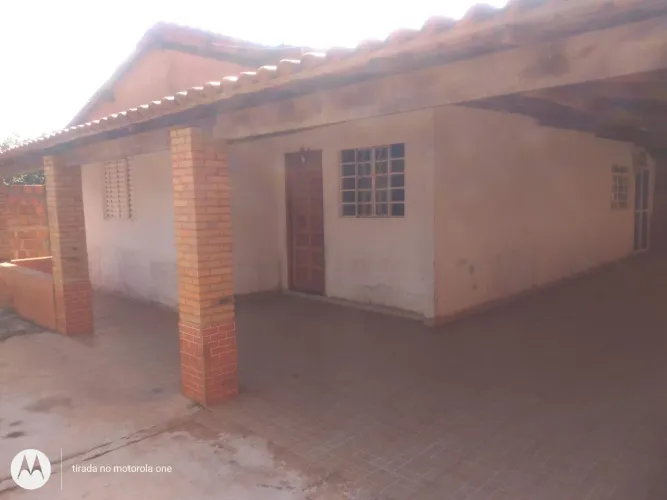 Vendo casa em Onda Branca destrito de Nova granada