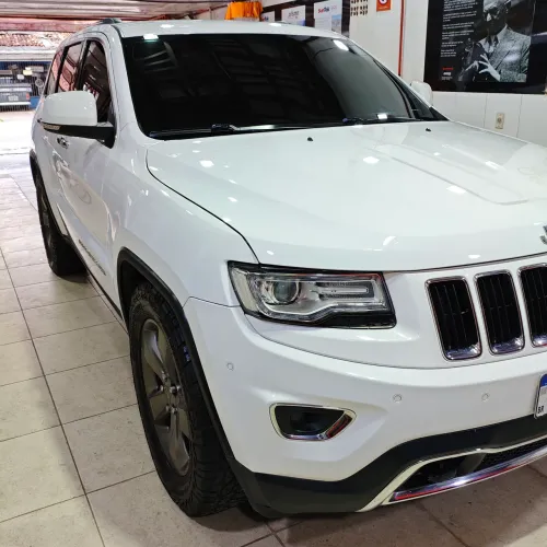 Jeep Grand Cherokee Limited 3.0 TB Dies. AUT 2014