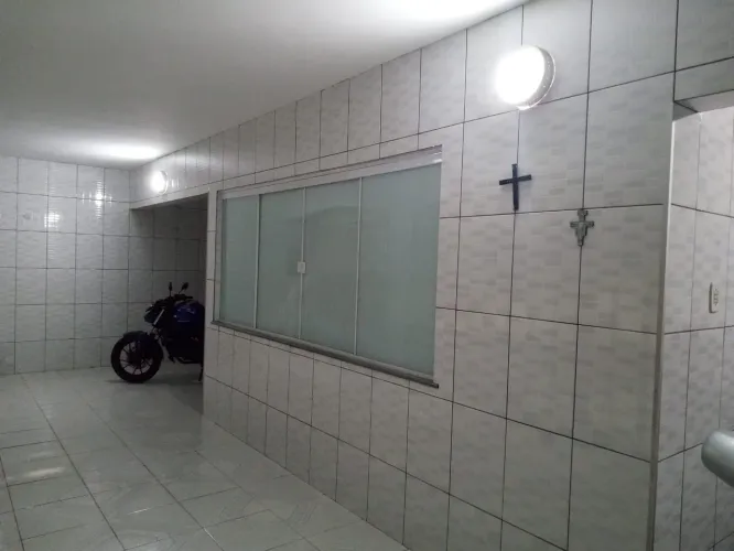 ALUGO CASA NA PROX. SANTOS DUMONT/ ANIL 