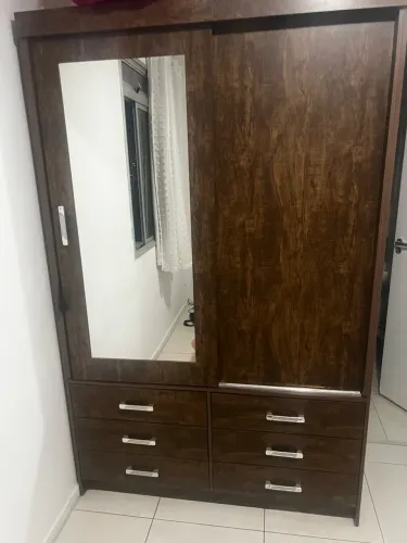 Vendo guarda roupa