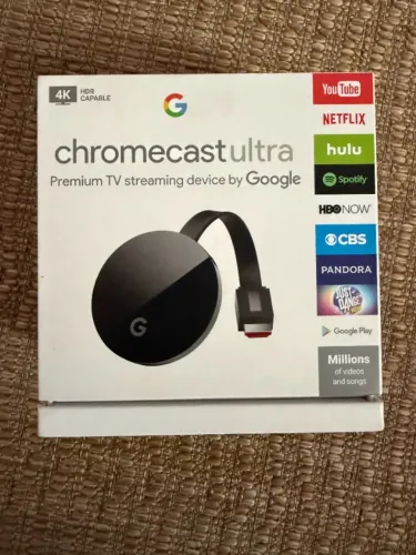 Google Chromecast Ultra 4K Smart TV Streaming Stick - Black - Excelente