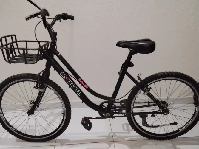 Duas bicicletas em ótimo estado