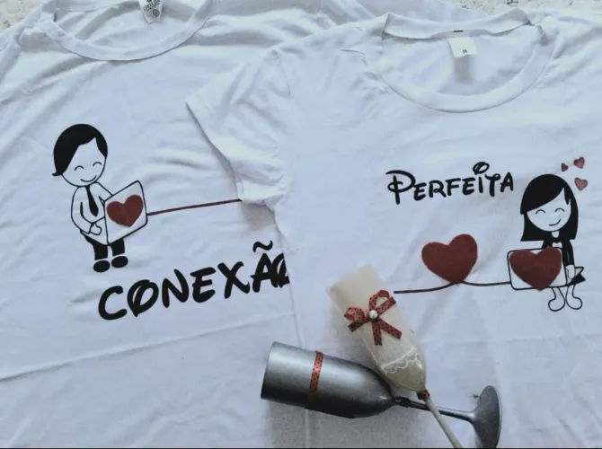 Kit casal. Presente oportunidade 2 camisetas malha PV novas uma GG e a outra M 54,00