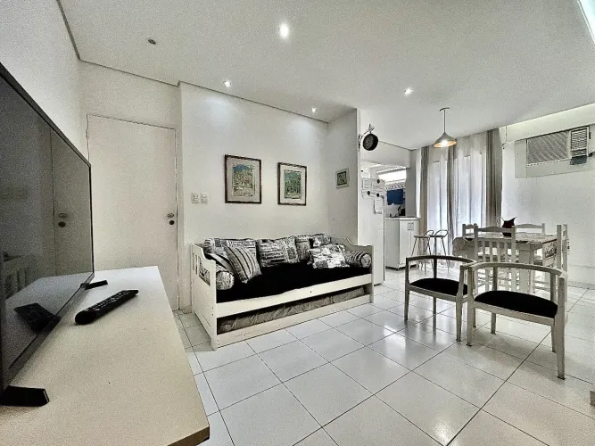 Apartamento à Venda na Pitangueiras no Guarujá | QVista Inteligência Imobiliária Guarujá