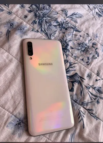 Samsung galaxy a50