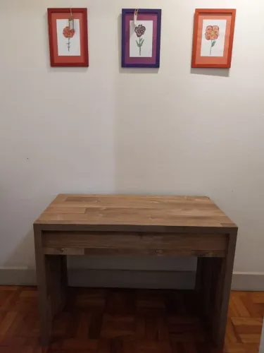 Aparador em MDF Moderno (104x52cm) - Ótimo Estado / Brooklin