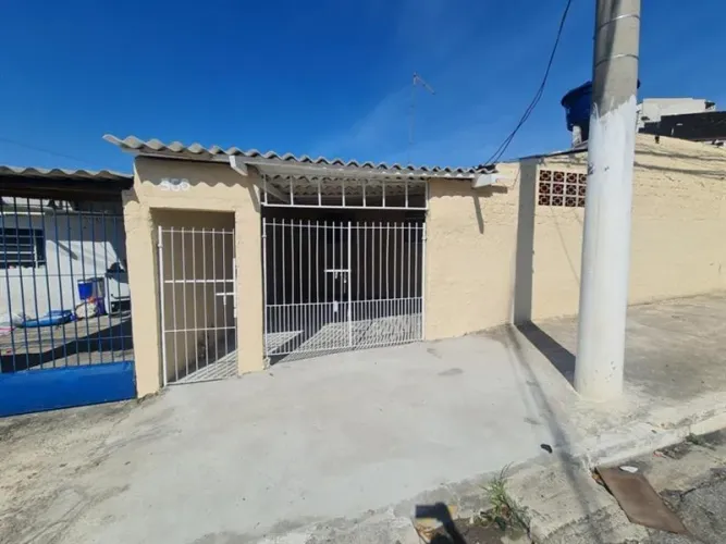 Casa térrea totalmente independente no Jardim Pedro José Nunes com 1 dormitório, sala, coz