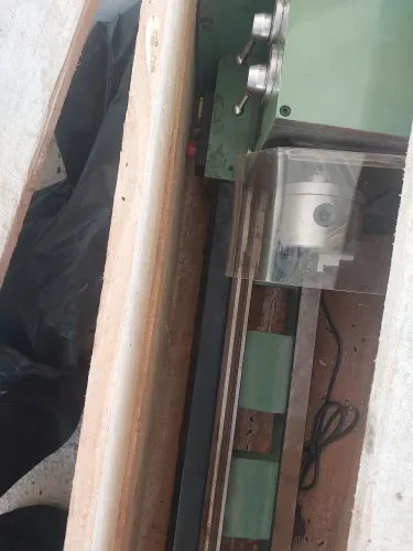 Torno mecânico de bancada