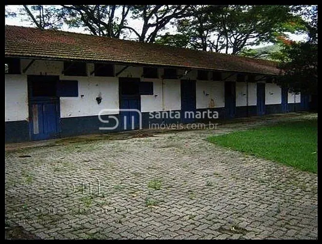 HARAS INSTALAÇÕES AMPLAS - LOCALIZAÇÃO NOBRE - BANANAL - SP