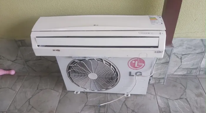 Ar condicionado 12.000 BTU/h