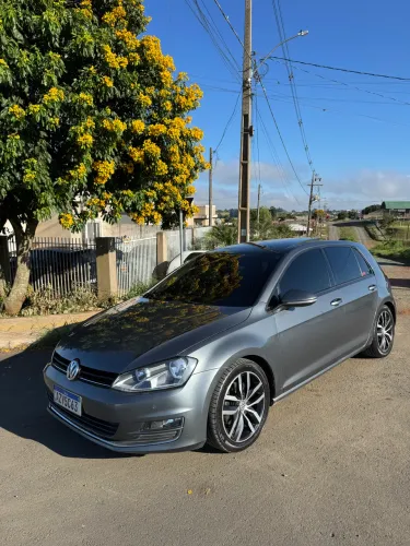 Volkswagen Golf Highline 1.4 TSI 140cv Aut. 2015