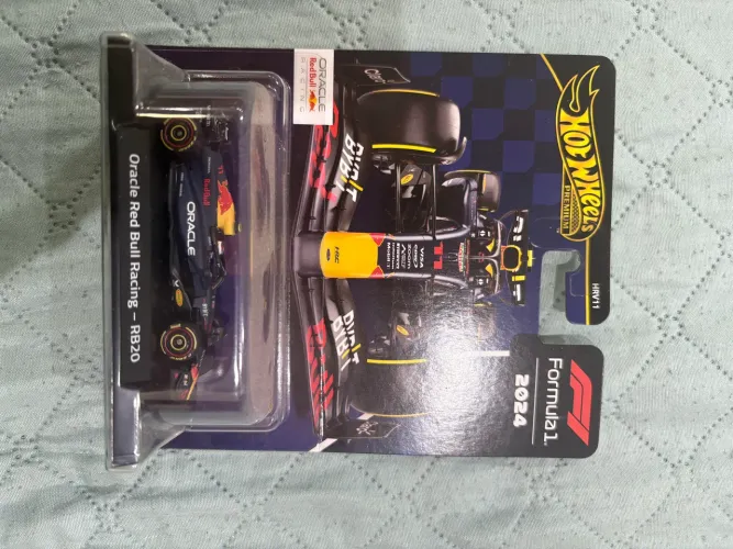 Hot Wheels Premium Formula 1 - Oracle Red Bull Racing RB20 