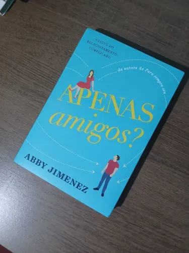 Livro Apenas amigos?
