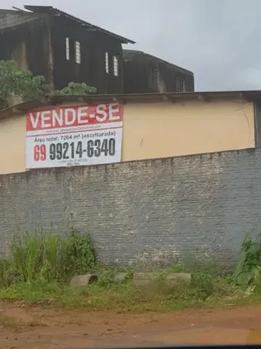 Vendo uma excelente Área na Rua 3 e Meio Bem pertinho da Br