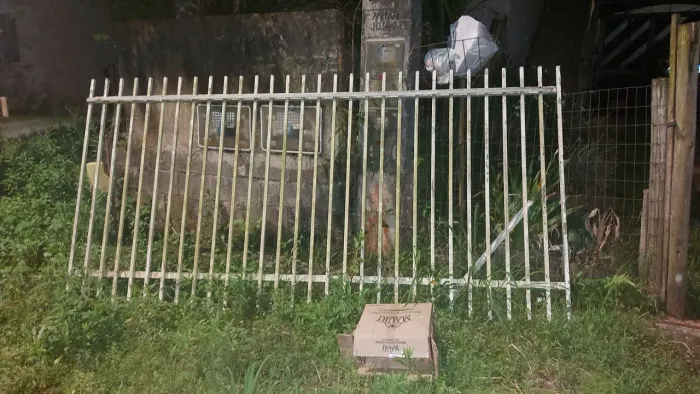 portão de ferro