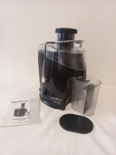 Centrífuga de alimentos Britânia juicer 700