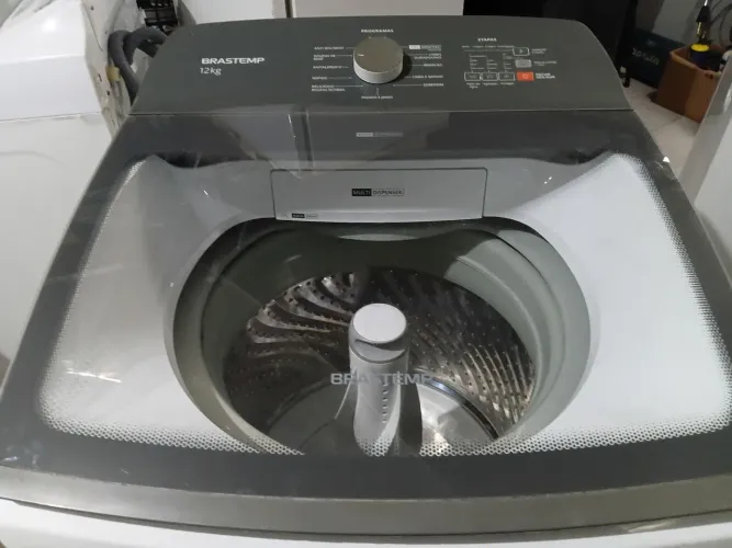 Máquina de lavar roupa BRASTEMP 12kg