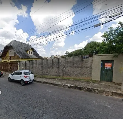 LOTE PARA ALUGUEL NO ÁLVARO CAMARGOS