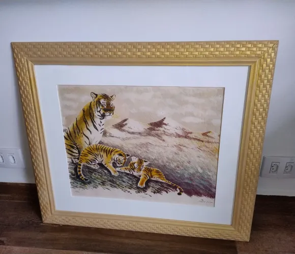 Lindo Quadro com Moldura Dourada e Vidro Medidas 71x61 
